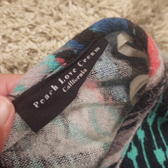 Sweater - Picture 3 of 7